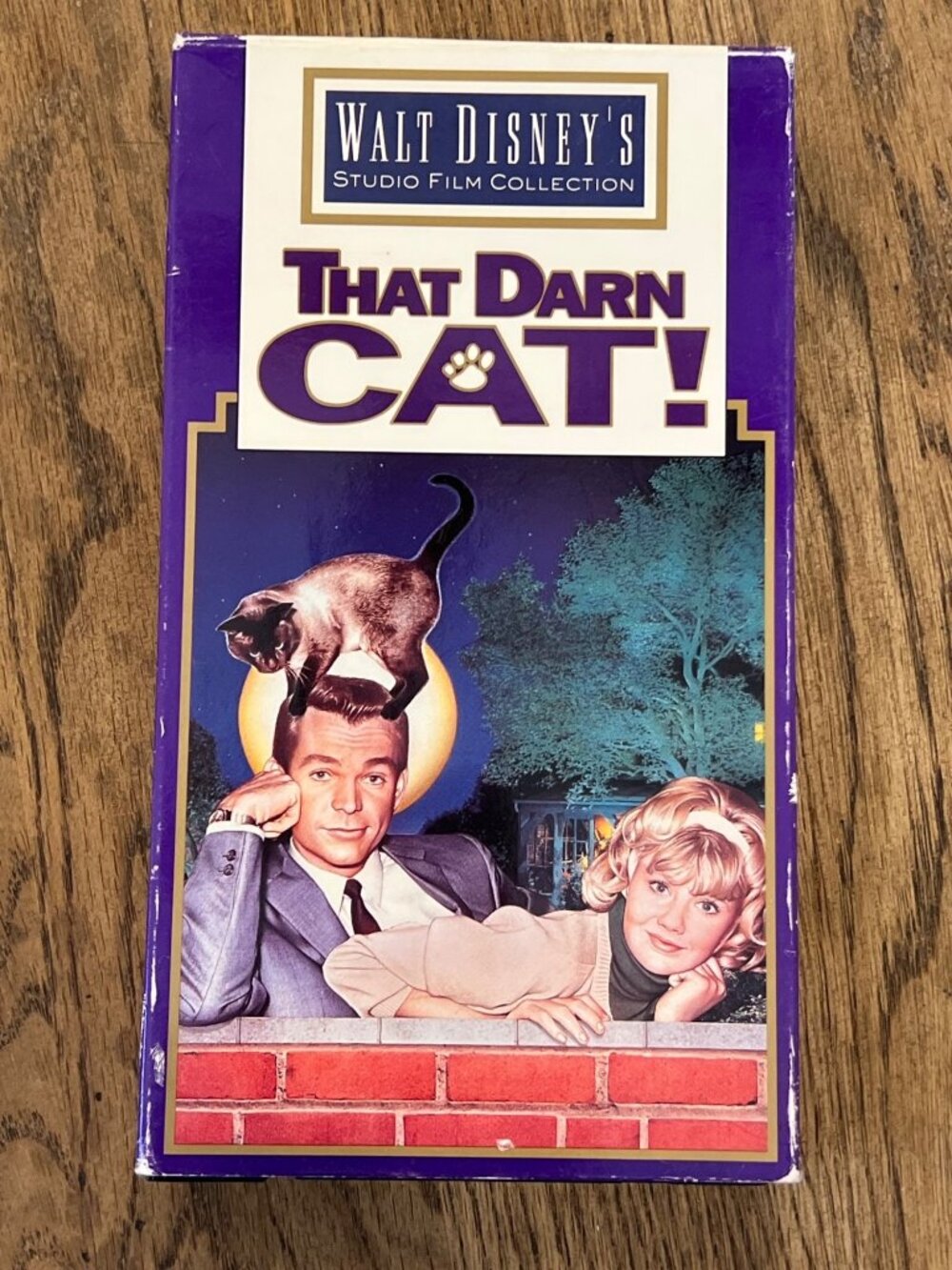 That Darn Cat! 1965 Movie VHS Walt Disney Comedy Hayley Mills Dean Jones Pre-Own